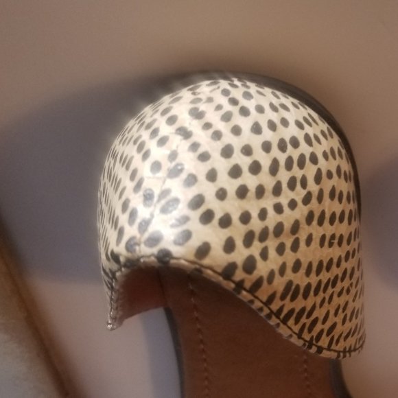 Route 66 Flat shoes Orange Sz 9 NEW Never Worn - Picture 5 of 9